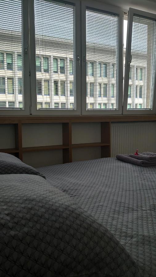 Wspolna Apartment Варшава Екстериор снимка