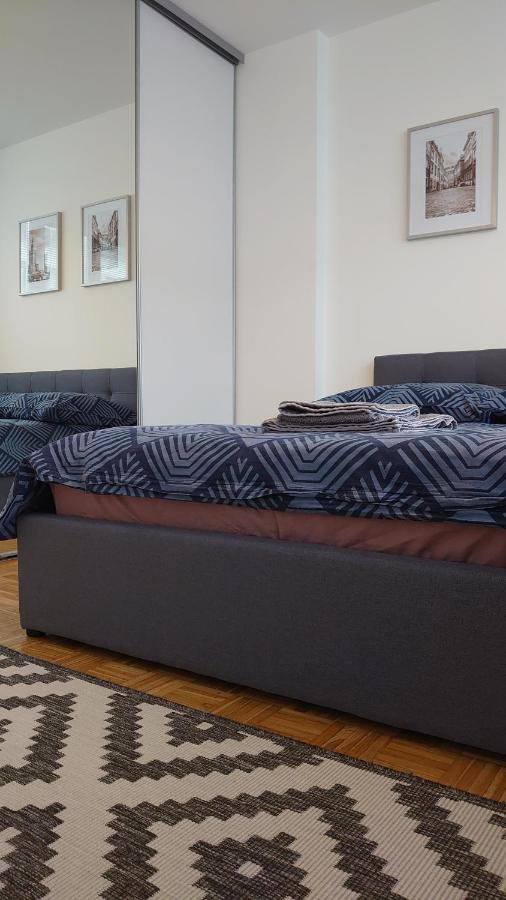 Wspolna Apartment Варшава Екстериор снимка